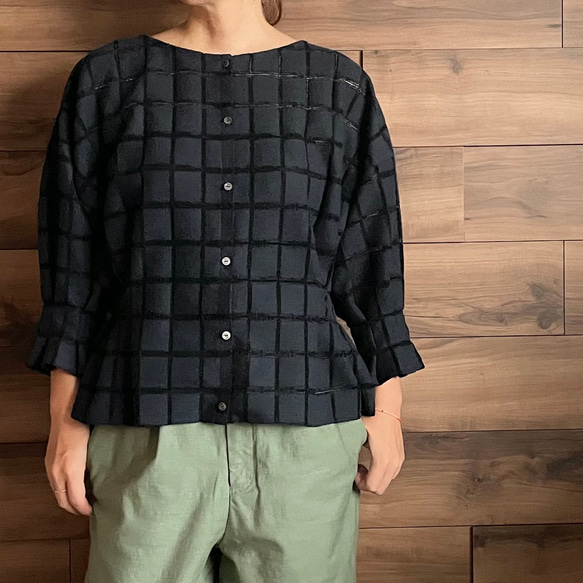 【前後で着れる2wayブラウス】ブロックチェックの起毛レース/コードラッセルレース 7枚目の画像