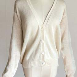 麻綿のカーディガン　オフホワイト　程よい透け感　春夏秋用 4枚目の画像