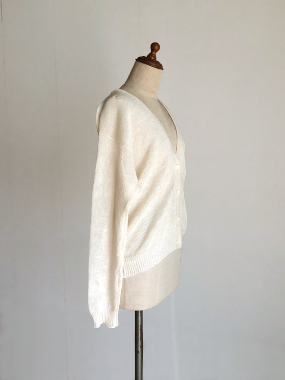 麻綿のカーディガン　オフホワイト　程よい透け感　春夏秋用 6枚目の画像