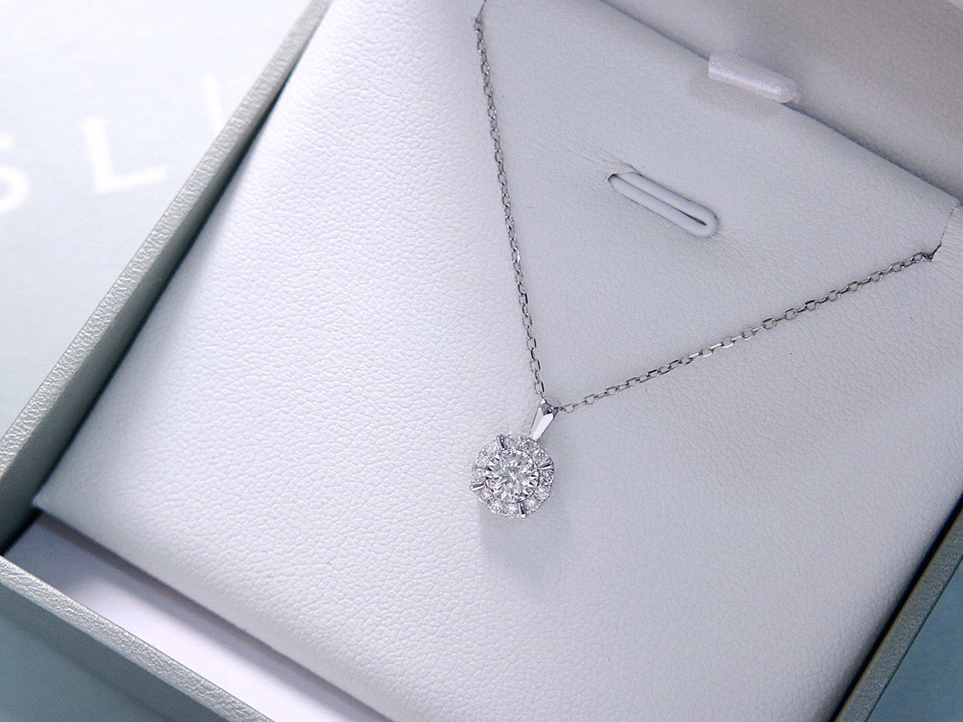 天然ダイヤモンドペンダントk18