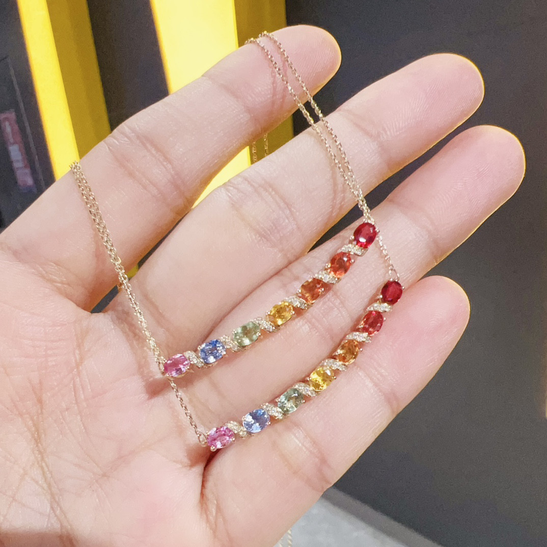 ファンシーカラーサファイアネックレスk18