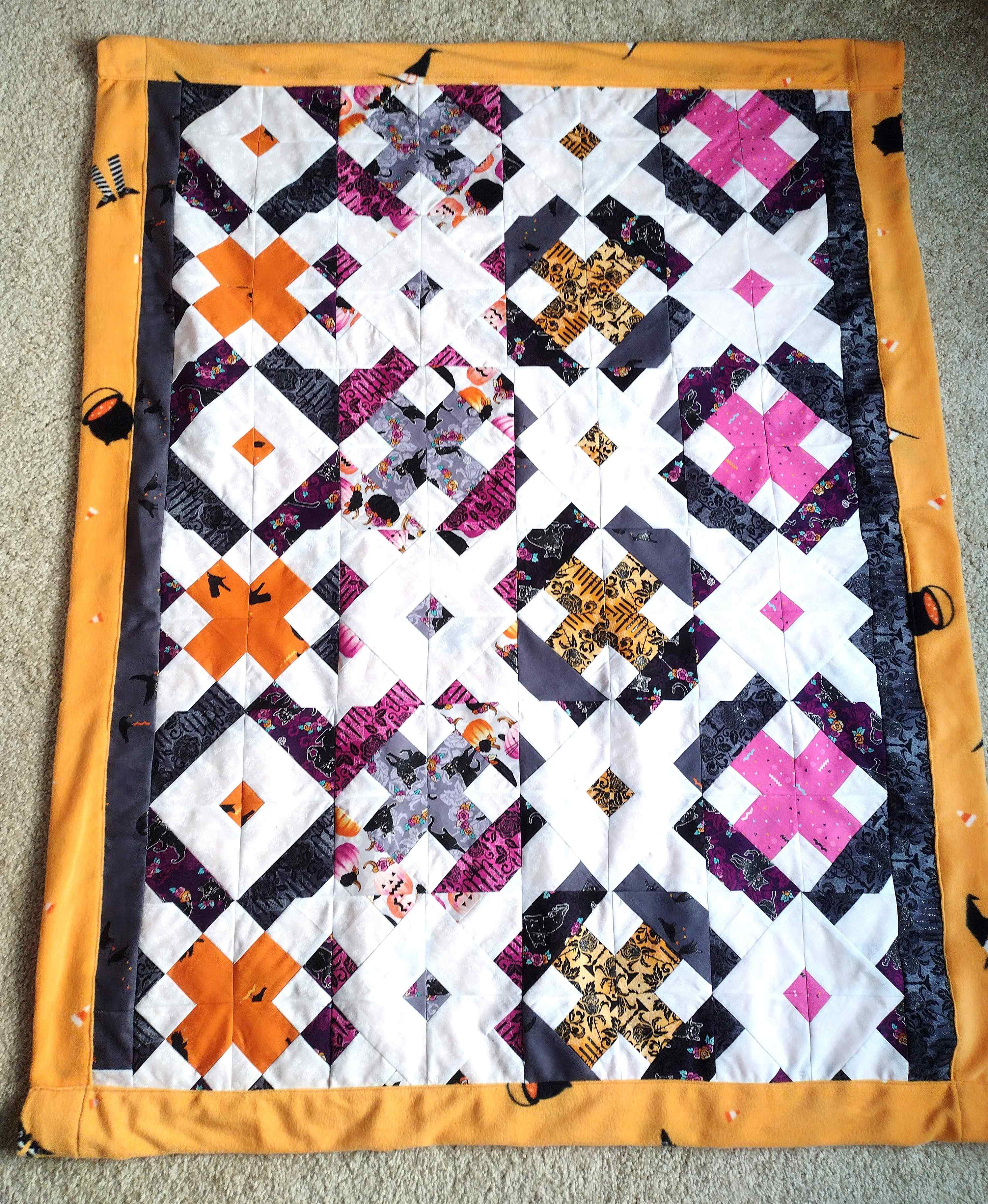 ハロウィン柄パッチワークひざ掛け、ベイビーブランケット