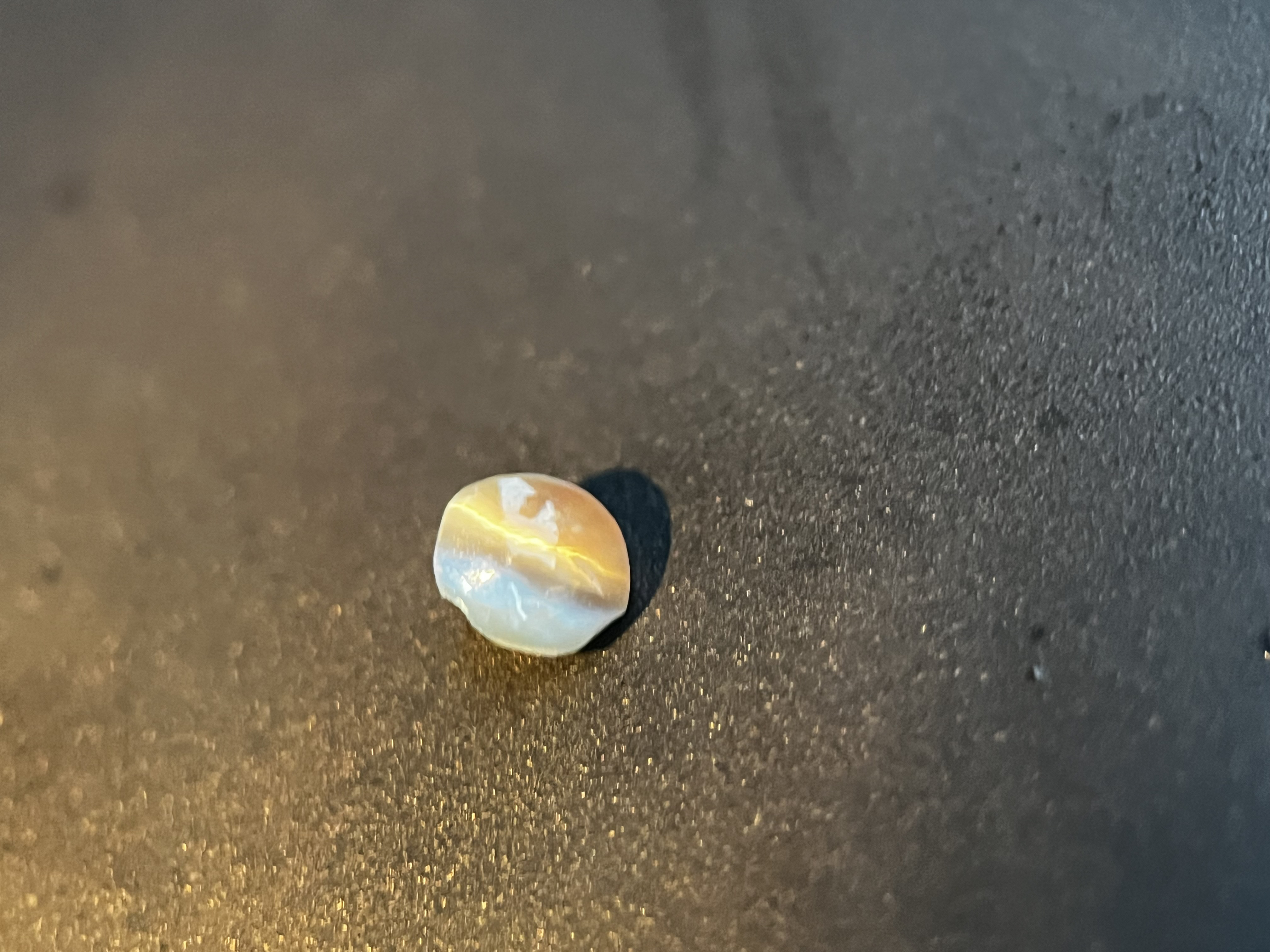 アレキサンドライトキャツアイ 非加熱天然 0.54ctNatural Alexandrite cat’s eye