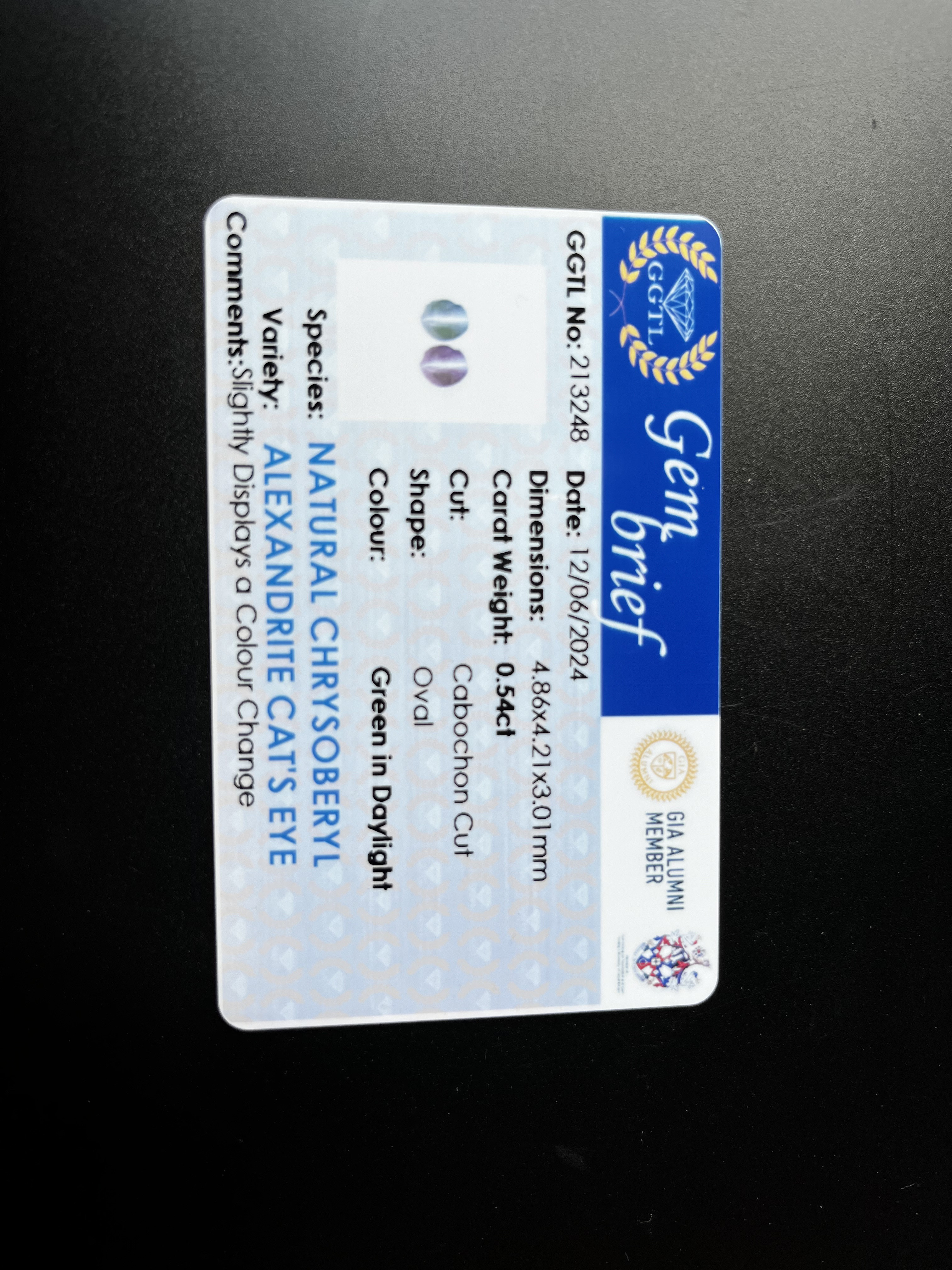 アレキサンドライトキャツアイ 非加熱天然 0.54ctNatural Alexandrite cat’s eye