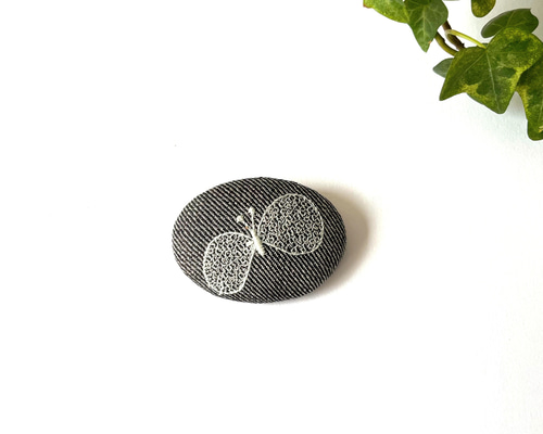 ミナペルホネン ブローチ（大） ブローチ chardon 通販 18169271