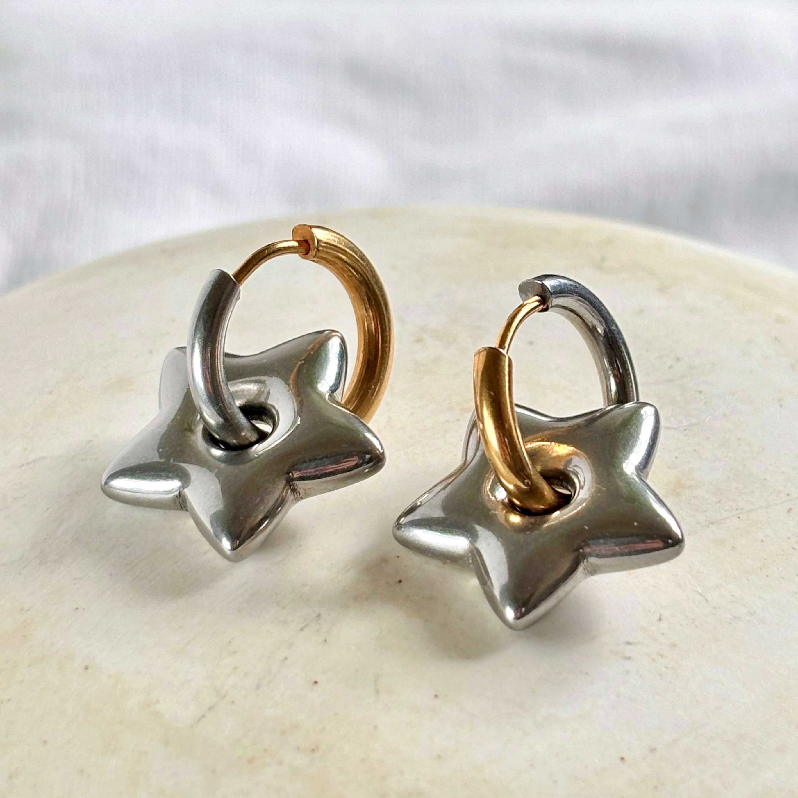 25⭐︎25様　　ステンレス カーブ&フープ バイカラーピアス　金アレ対応 25⭐︎25様 ステンレス カーブ&フープ バイカラーピアス 金アレ対応