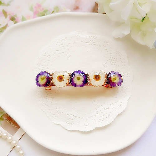 青いバーベナとタナセタムの押し花バレッタ レジンアクセサリー
