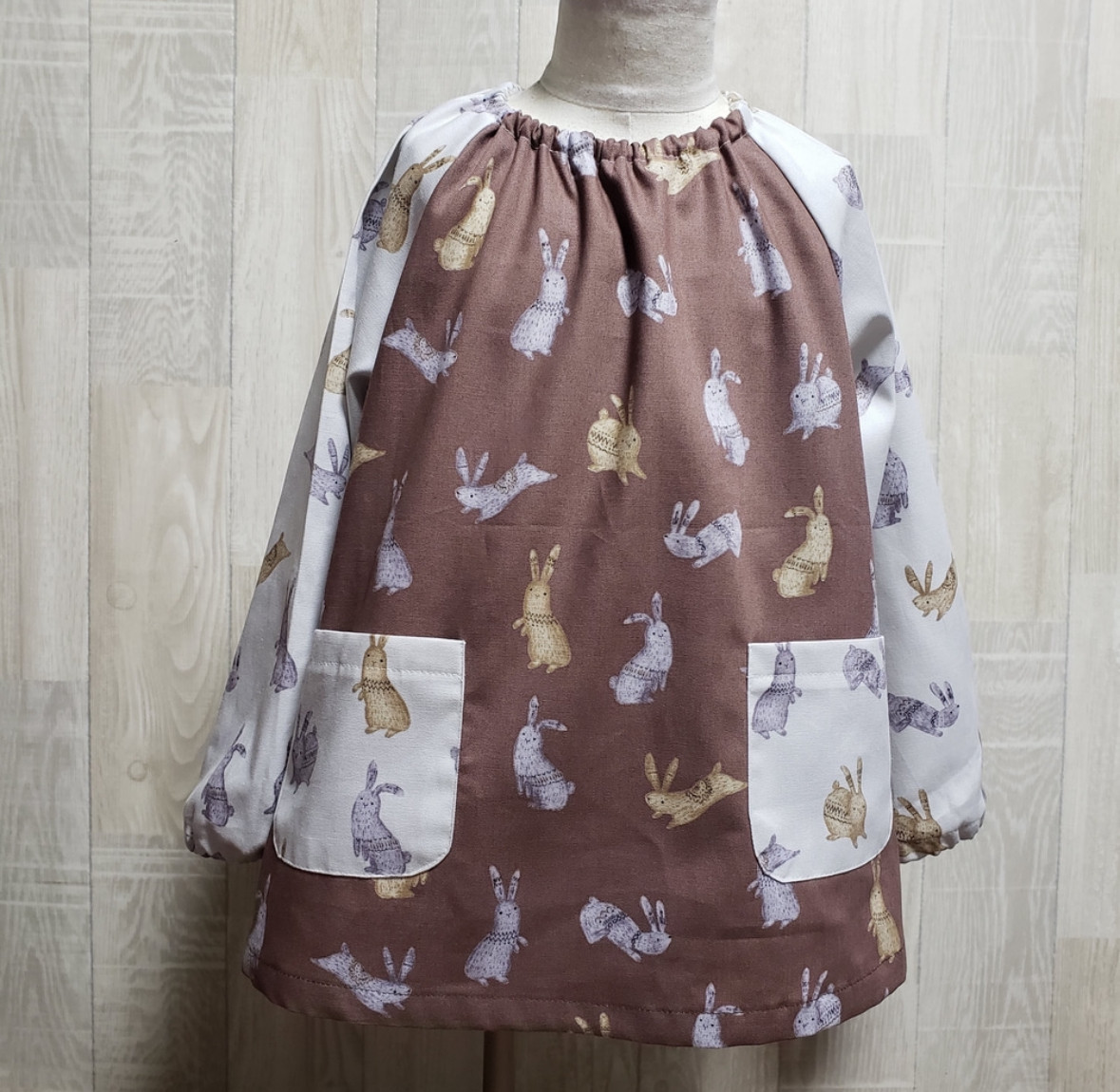 ◾️80～150size うさぎ ブラウン×オフホワイト 長袖スモック 総柄 