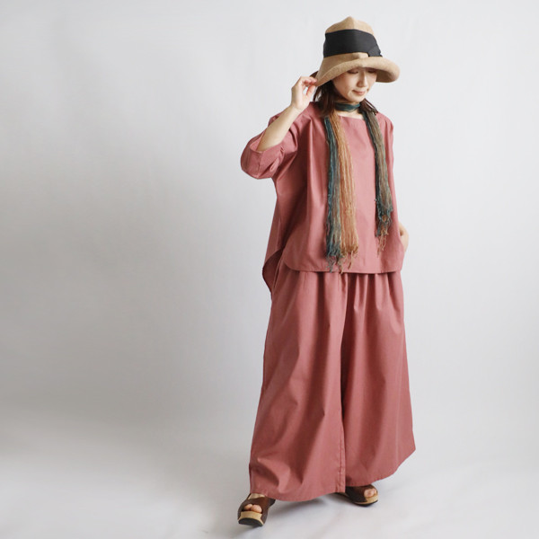 ラスト２　最終ＳＡＬＥ　上下セットアップ　ギマ擬麻コットン　燕尾裾シャツ　前後タック入ワイド パンツA38B