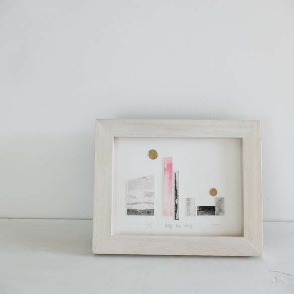デザインアート・銅版画コラージュ・抽象画「day by day」木製額入(卓上・壁掛け)インテリアアクセサリー 4枚目の画像