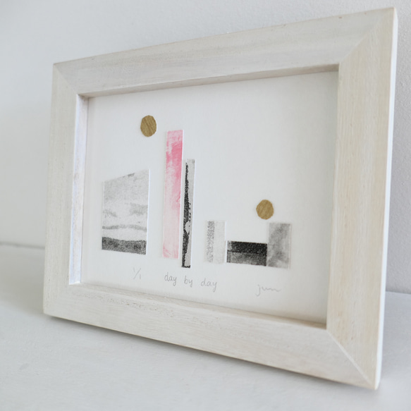 デザインアート・銅版画コラージュ・抽象画「day by day」木製額入(卓上・壁掛け)インテリアアクセサリー 2枚目の画像