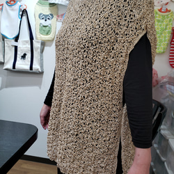 シルク混のシェットランドレース編みのベスト 3枚目の画像