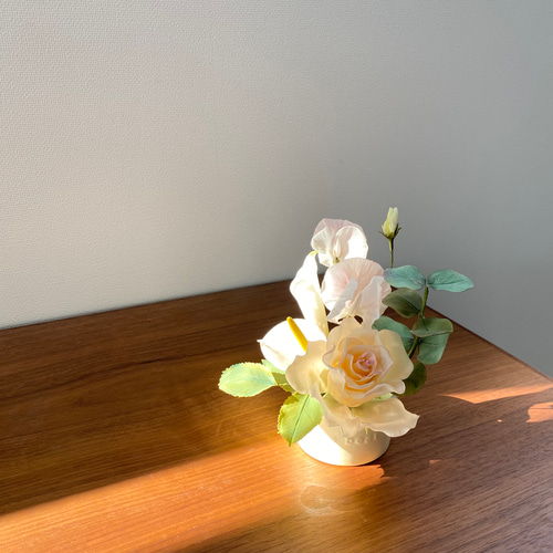 クレイフラワー＊樹脂粘土のお花＊ピンクローズのアレンジメント