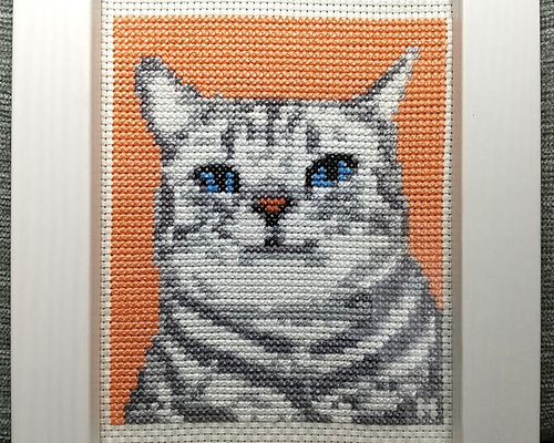 猫 サバトラ クロスステッチ フレーム入り 壁掛け 卓上 【HK011