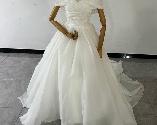 キャミソール ブラウンサテンガウン 快適な生地 競っ 背中見せ 妊婦  