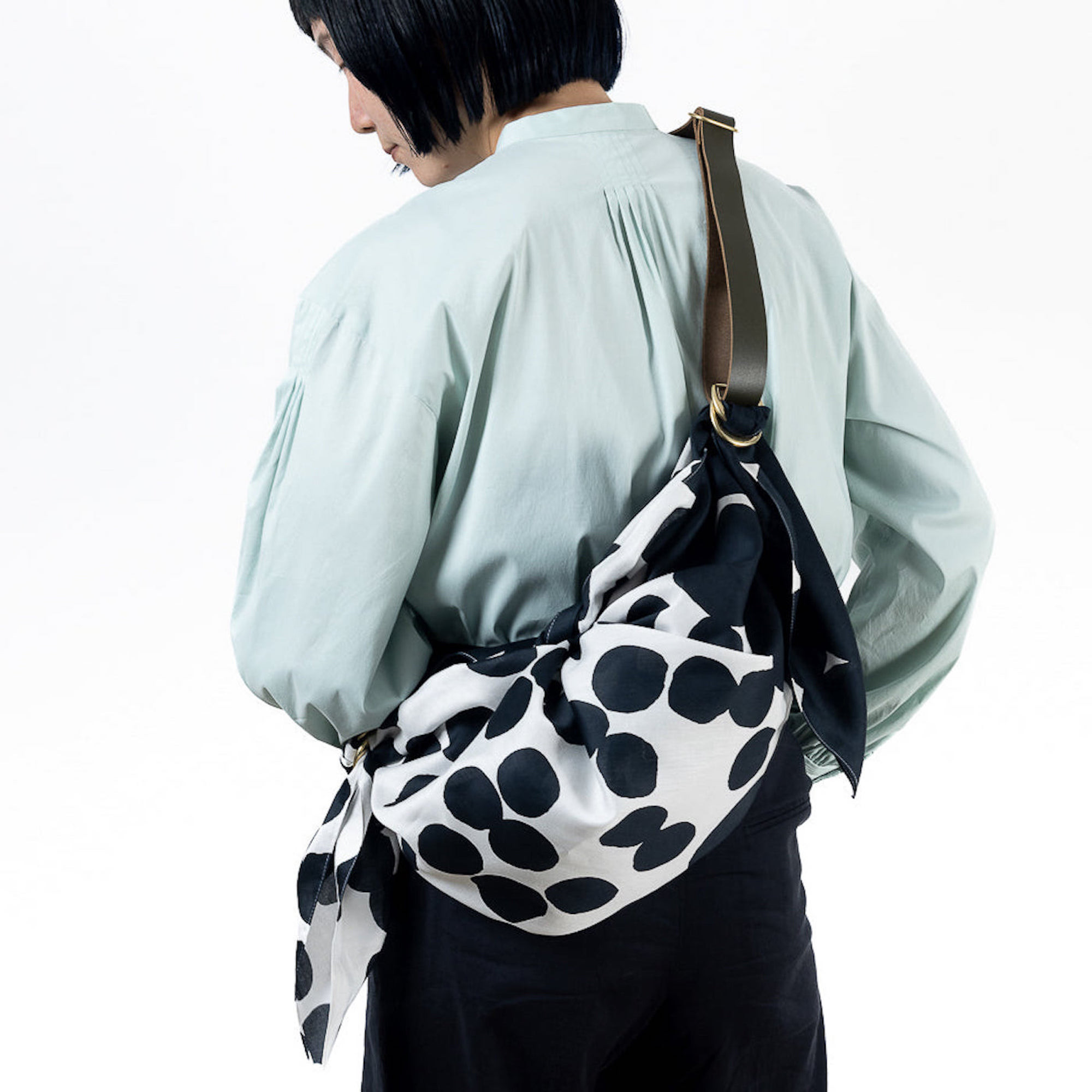 Buller (岩) & 調節可能なレザーストラップセット (風呂敷)