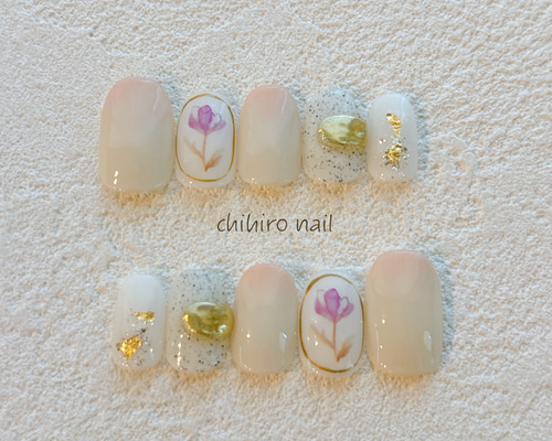 ネイルチップ　ニュアンス　ぷっくりフラワー　マグネット　ブライダルネイル　成人式 ネイルチップ(No.545) ニュアンスネイル フラワーネイル