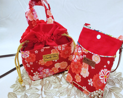 お祭り 和服 浴衣ハンドメイドの和風ポシェット（巾着サコッシュ）匿名配送 8fbb217f2c506cd51df6a2e7517c85