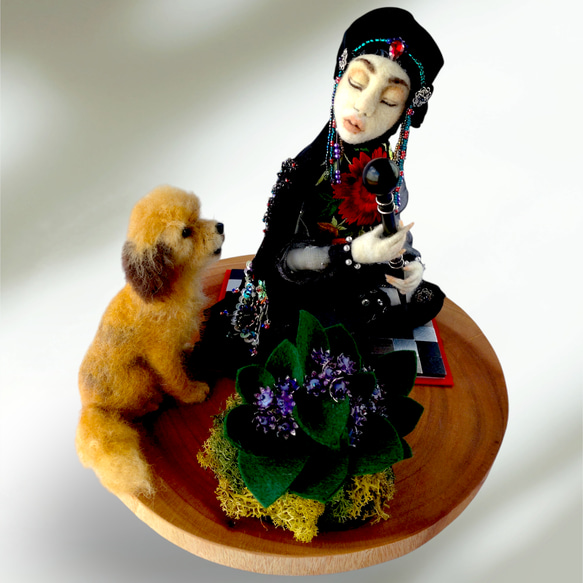 【黒の魔女と名もなき犬】羊毛フェルト　犬　人形　魔女 【黒の魔女と名もなき犬】羊毛フェルト　犬　人形　魔女 T1279409308(9750円)