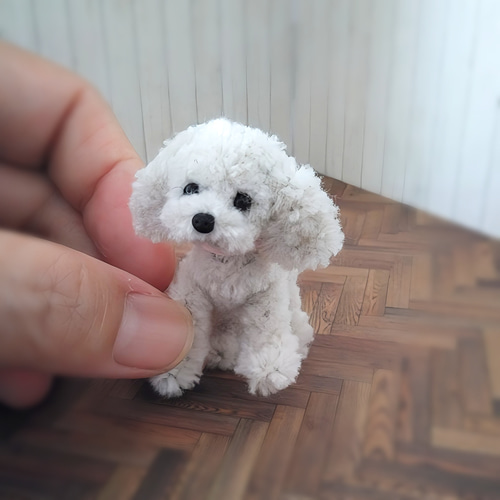 小さいトイプードル（グレーよりの白プー) ミニチュア モールアート