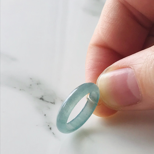 R15-029］ ジェイドJADE ヒスイ本翡翠くりぬきリング7号
