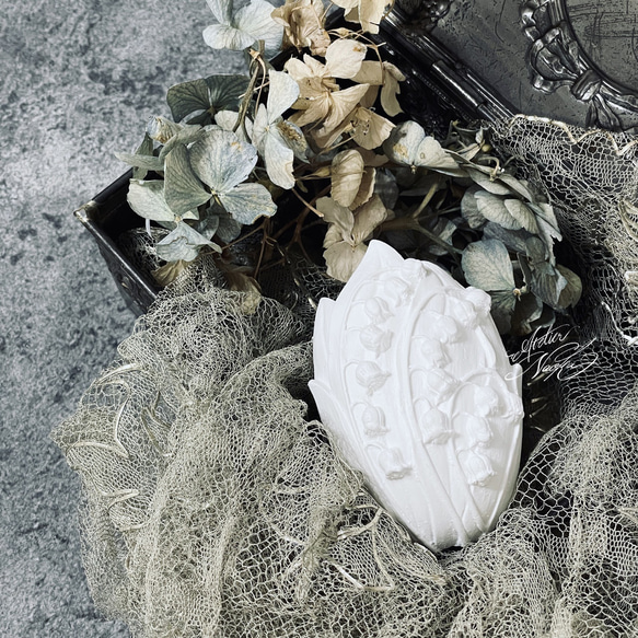 すずらん  オーバル型 ◆ 鈴蘭 アロマストーン 2枚目の画像