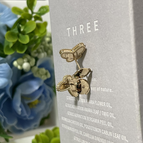 白蝶貝クリップ式ピアスK18 新品