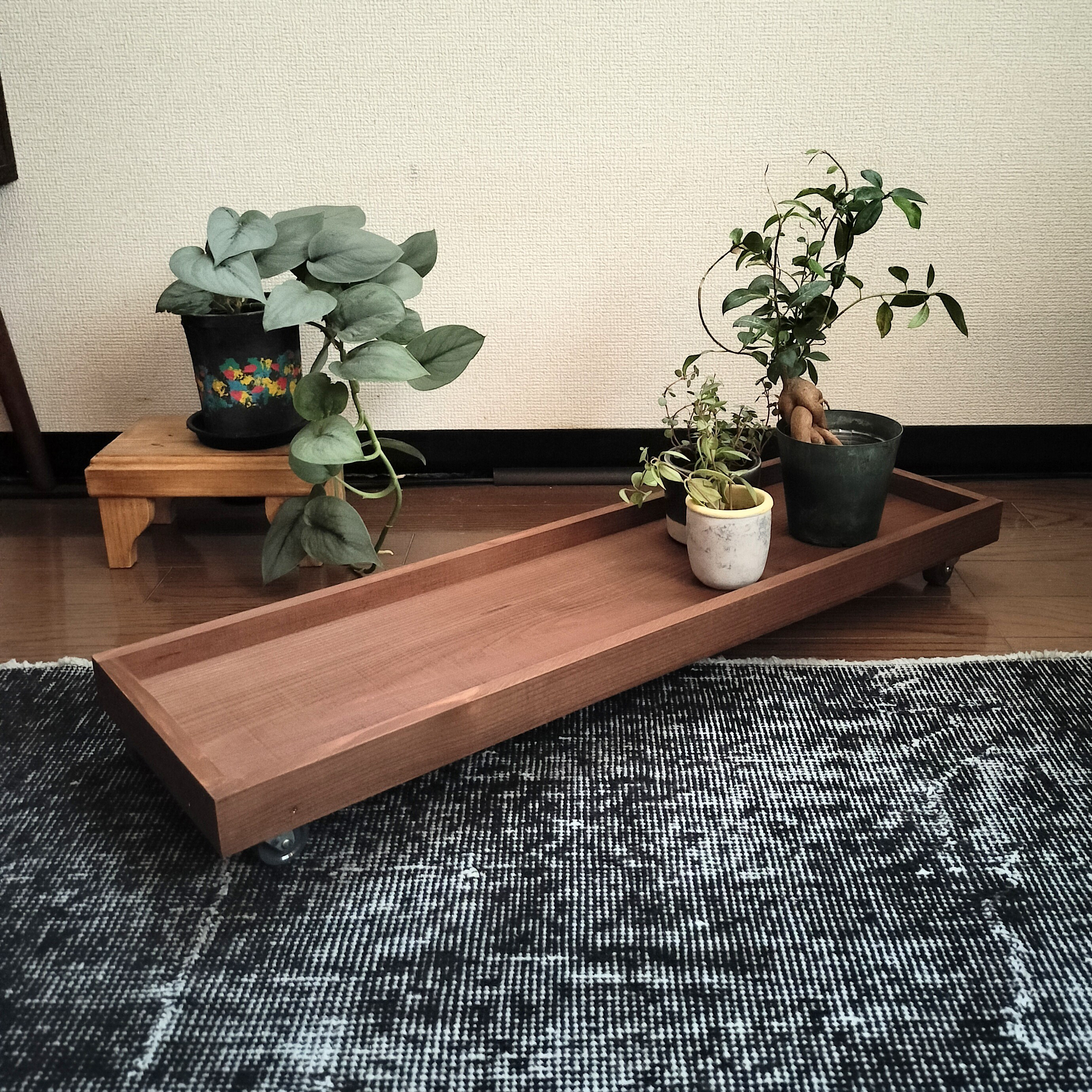 欅サイドテーブルアイアン家具観葉植物一輪挿し花台一枚板盆栽台