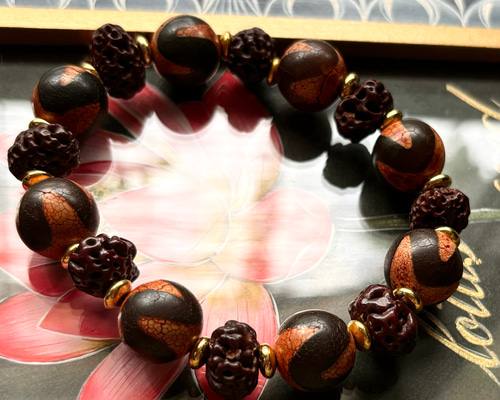 天珠セット㉓ 特別出品 虎牙天珠 勝利 交通安全 ブレスレット dzi ＊ ΚΑйON ＊ 通販