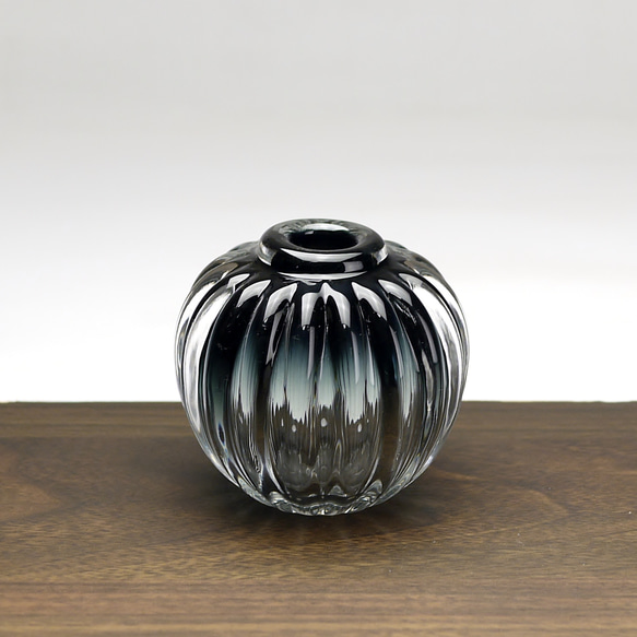 花瓶　♡ おしゃれ　一輪挿し　黒　モダン　生花　シンプル　花器　クール 花瓶 ♡ おしゃれ 一輪挿し 黒 モダン 生花 シンプル 花器 クール