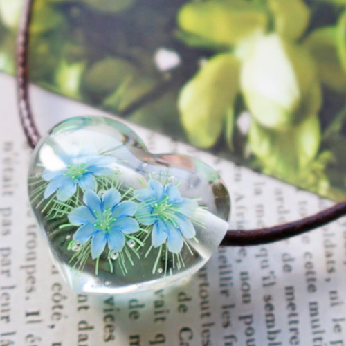 期間限定セール（～2/15)＊ニゲラのとんぼ玉ガラスペンダント