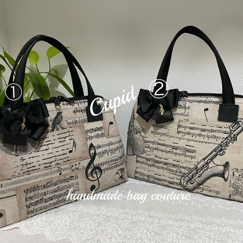 フランス生地（楽譜・音符・音楽・楽器柄）を使ったカパっと開閉軽量