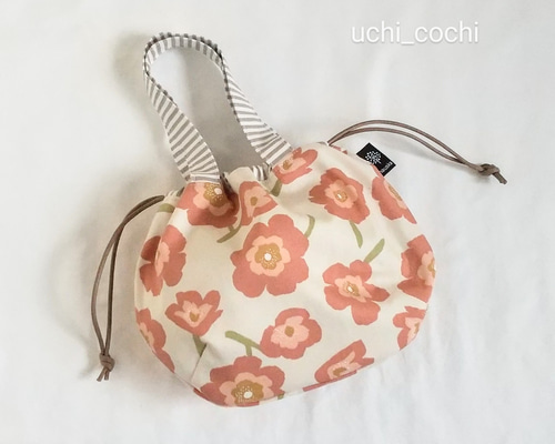 ハンドメイド 巾着バッグ choucho スリーピングローズ マカロンポーチ付き 85d77000cdf5323ee8d8e85c8f78f8