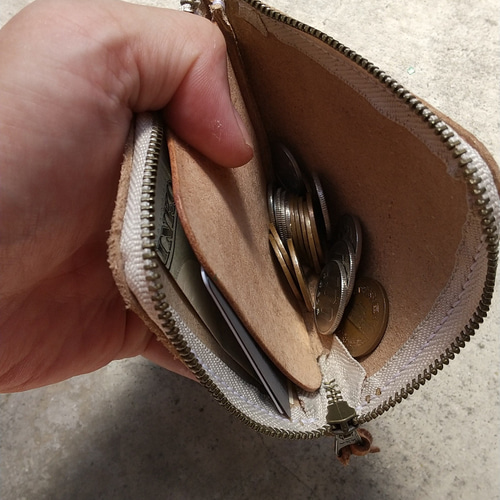 カラーオーダー可】ヌメ革手染めアップルグリーンのズボラなL字