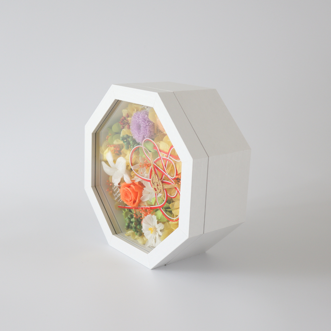 和装の結婚式にはコレ！両親贈呈ギフト、引出物にオススメ！『寿』の水引が印象的な華やかプリザーブドフラワーギフト　結婚祝