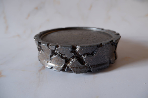 5号黒金彩鉢台569　塊根植物　多肉植物　盆栽　植木鉢　作家鉢　鉢皿　沖縄 1枚目の画像