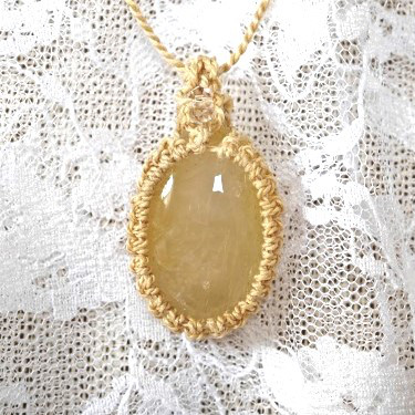 ルチルクォーツ×水晶　精麻マクラメペンダント ネックレス　より紐