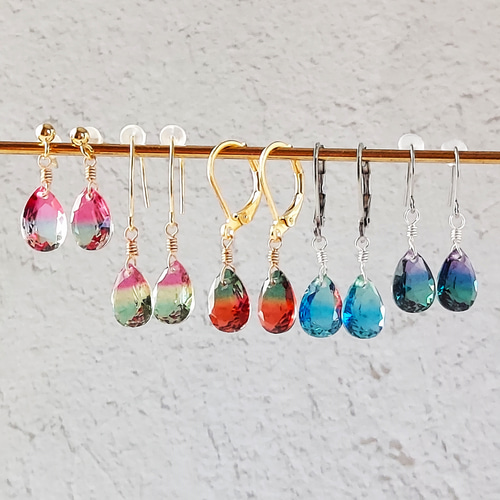 No835 蛍石風3色グラデーションピアス