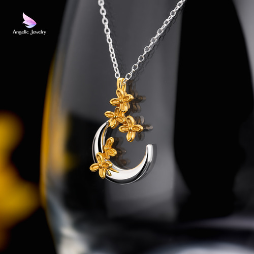 月に咲く花 -金木犀ネックレス- ネックレス・ペンダント Angelic