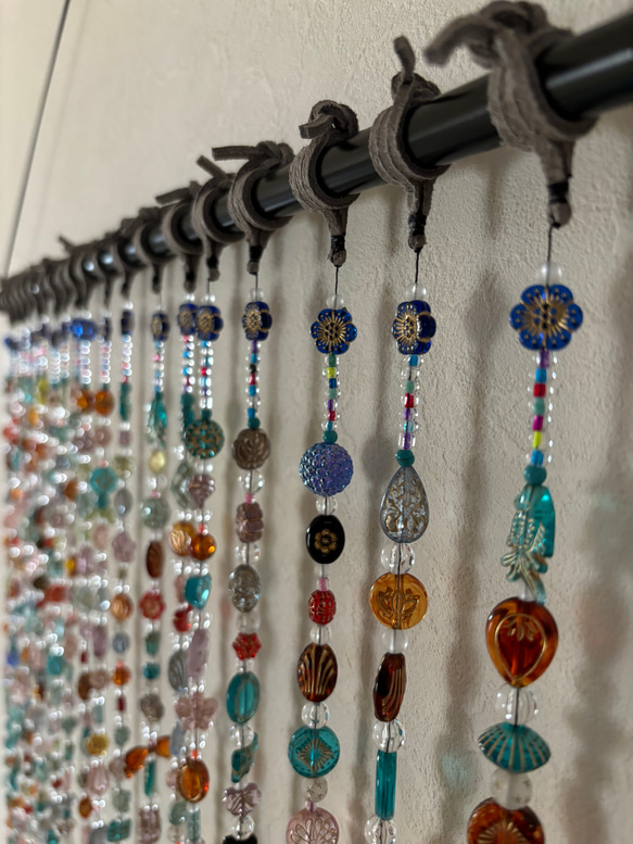 みぃさまオーダー依頼作品】⁂クラシックモチーフビーズのれん⁂ その他  