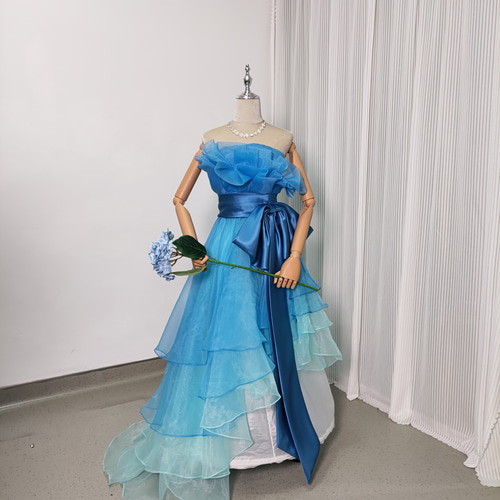 送料無料！パーティードレス 演奏会/音楽会 ブルー グラデーション