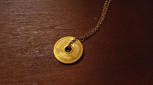 本物の5円玉ネックレス ペンダント 日本 ジュエリー 海外 外国の方への 