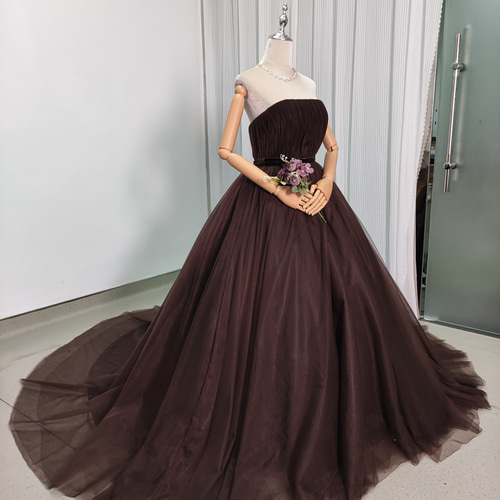 送料無料！カラードレス コーヒーの色 ベアトップ 柔らかく重ねた  