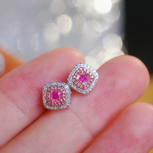 ピンクダイヤモンド付きピアスk18 ピアス（スタッド・一粒） パール  