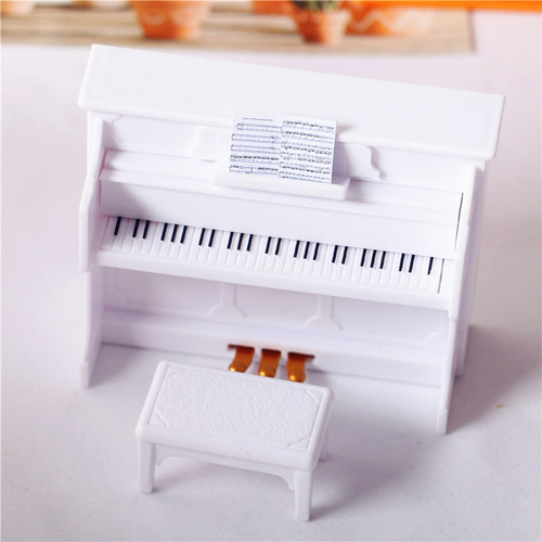 Wonderland Classical Piano With Dancing Prima Ballerina