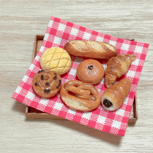 100％本物保証！ ミニチュアパン 7個セット 樹脂粘土 その他インテリア雑貨 その他