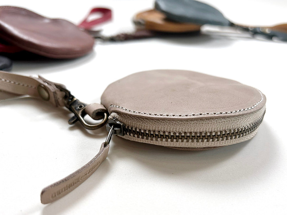 Holiday Box 2024搖擺，搖擺○〃Maru零錢包迷你小包/零錢包（黑色x棕色） 第5張的照片