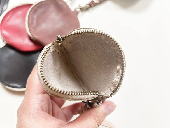 Holiday Box 2024搖擺，搖擺○〃Maru零錢包迷你小包/零錢包（黑色x棕色） 第4張的照片