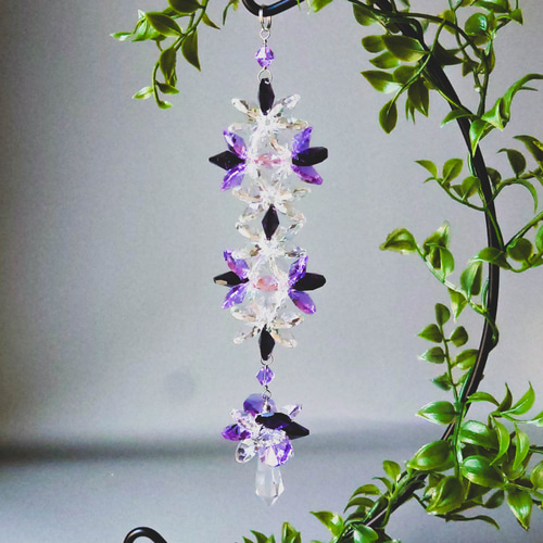 SN24G1015-04 高品質なクリスタルガラス製 細長いダイヤのサン