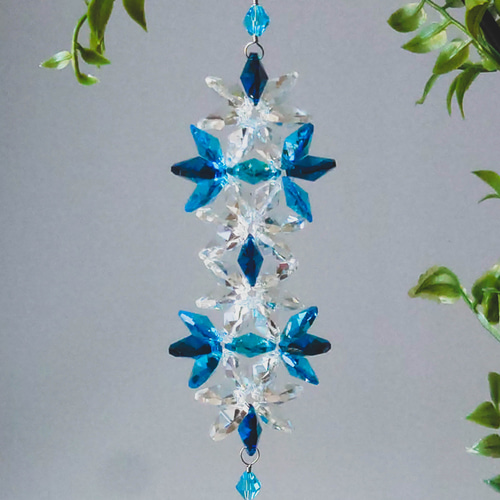 SN24G1015-03 高品質なクリスタルガラス製 細長いダイヤのサン  